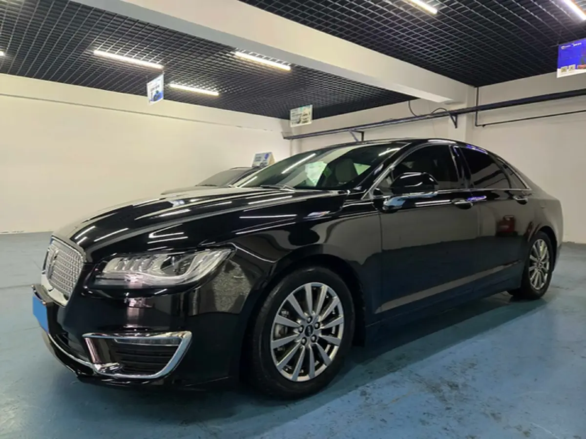 2019 Lincoln MKZ 2.0T 203HP L4 6AT