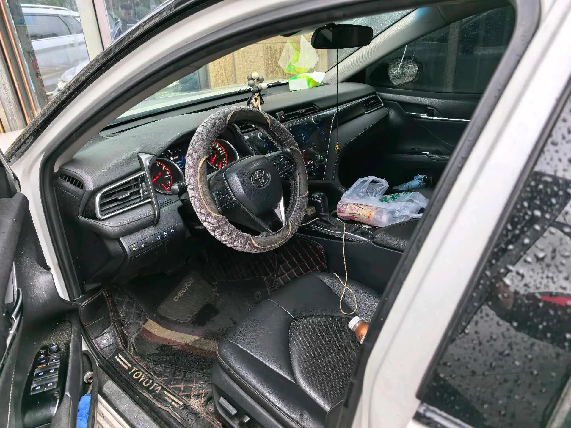 2019 TOYOTA CAMRY thumbnail 2