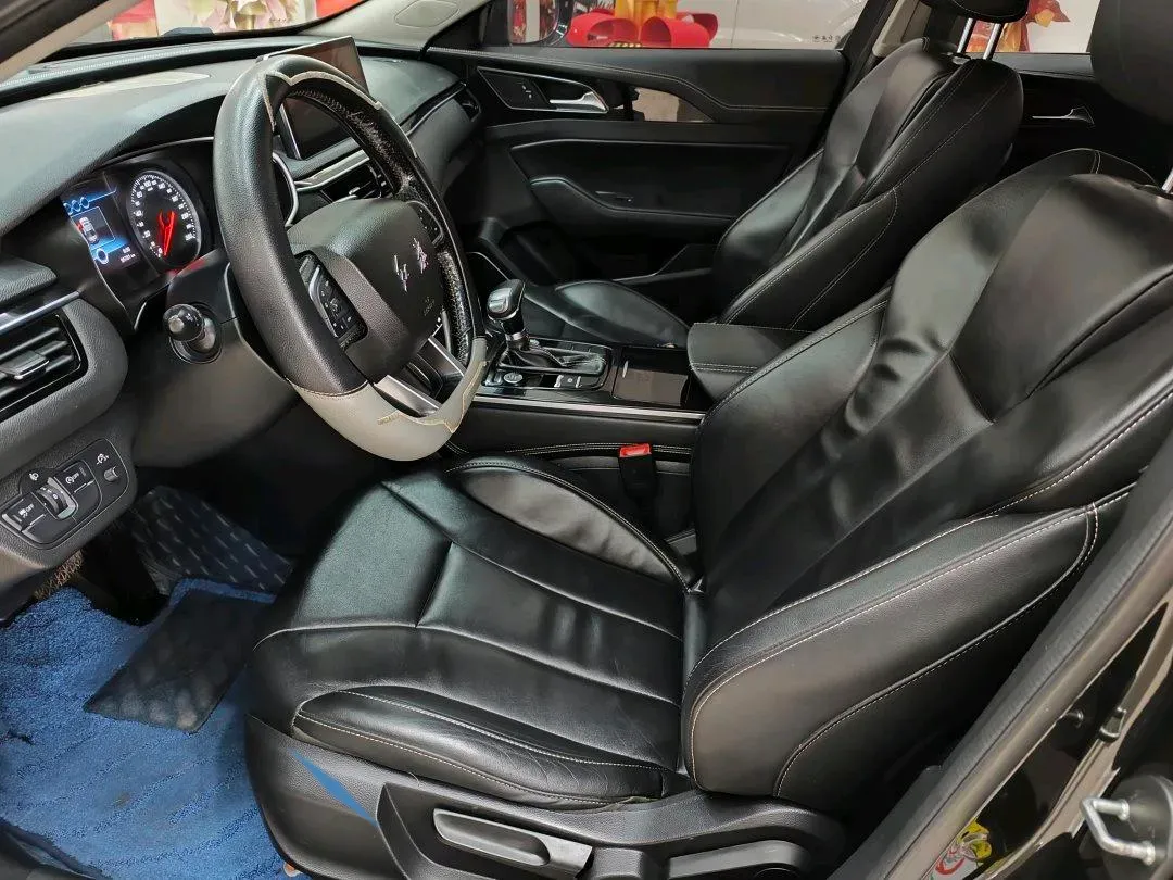 2018 HongQi H5 1.8T 186HP L4 6AT,autocango,china used car exporter,china ev exporter,chinese used car exporter,chinese used ev exporter