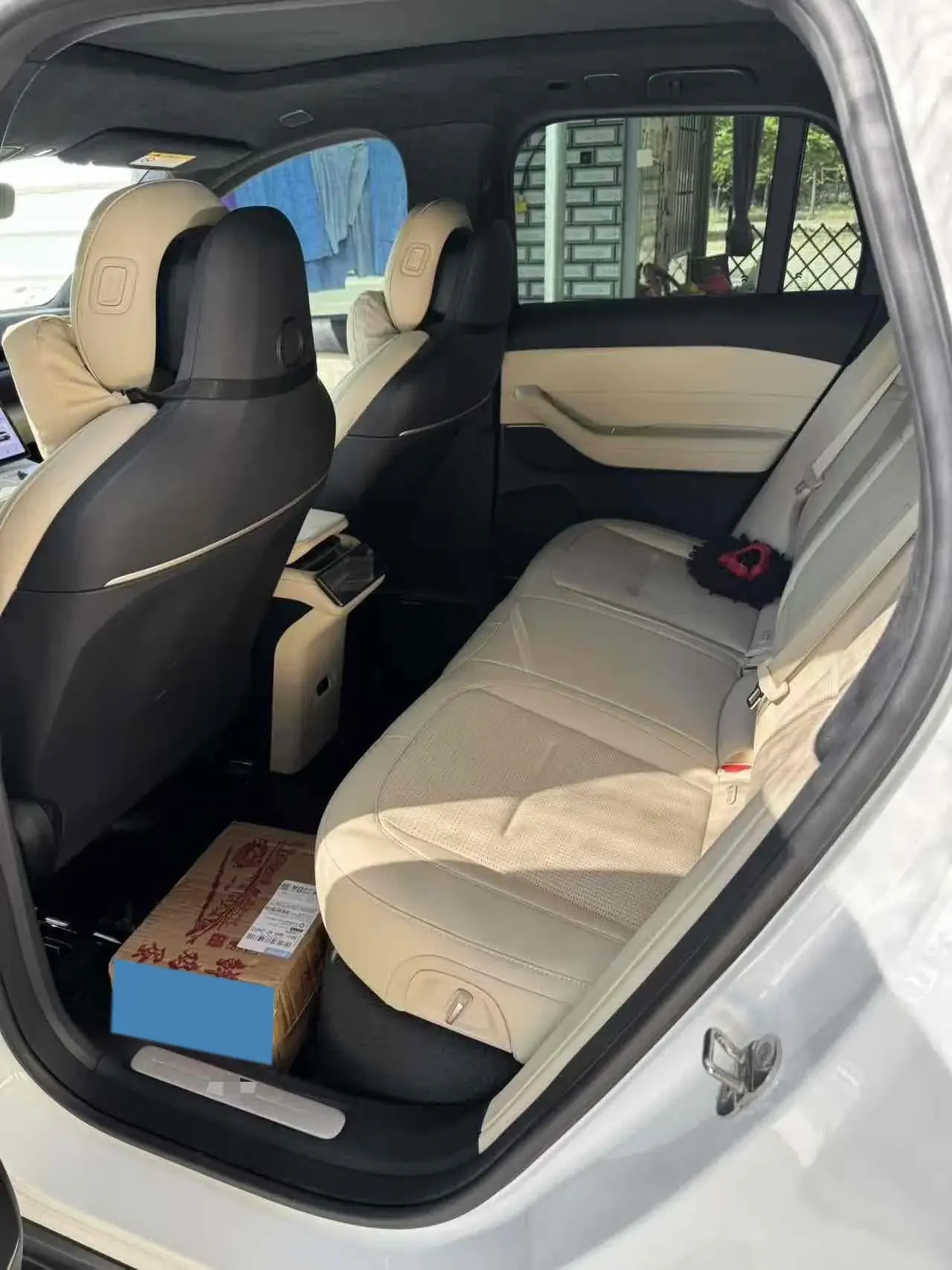 2024 NIO ES6 thumbnail 3