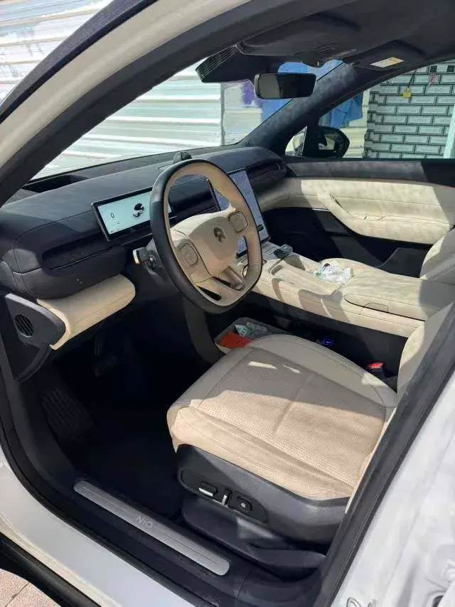 2024 NIO ES6 thumbnail 4