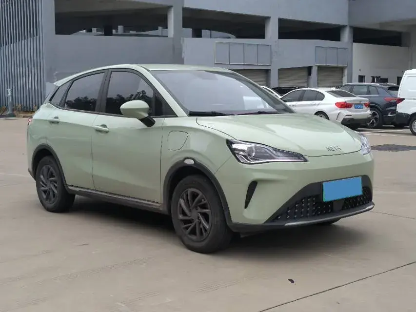 2023 NETA AYA thumbnail 3