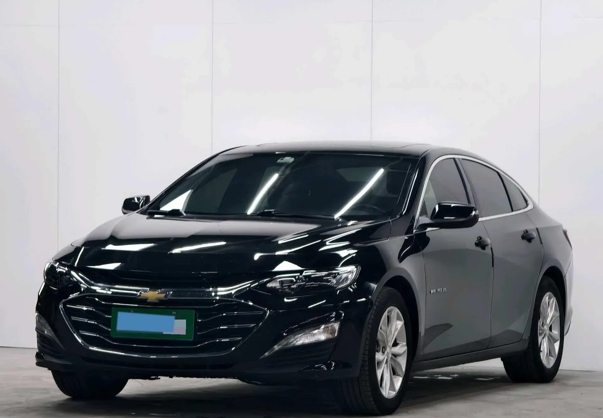 2021 CHEVROLET MALIBU view 1