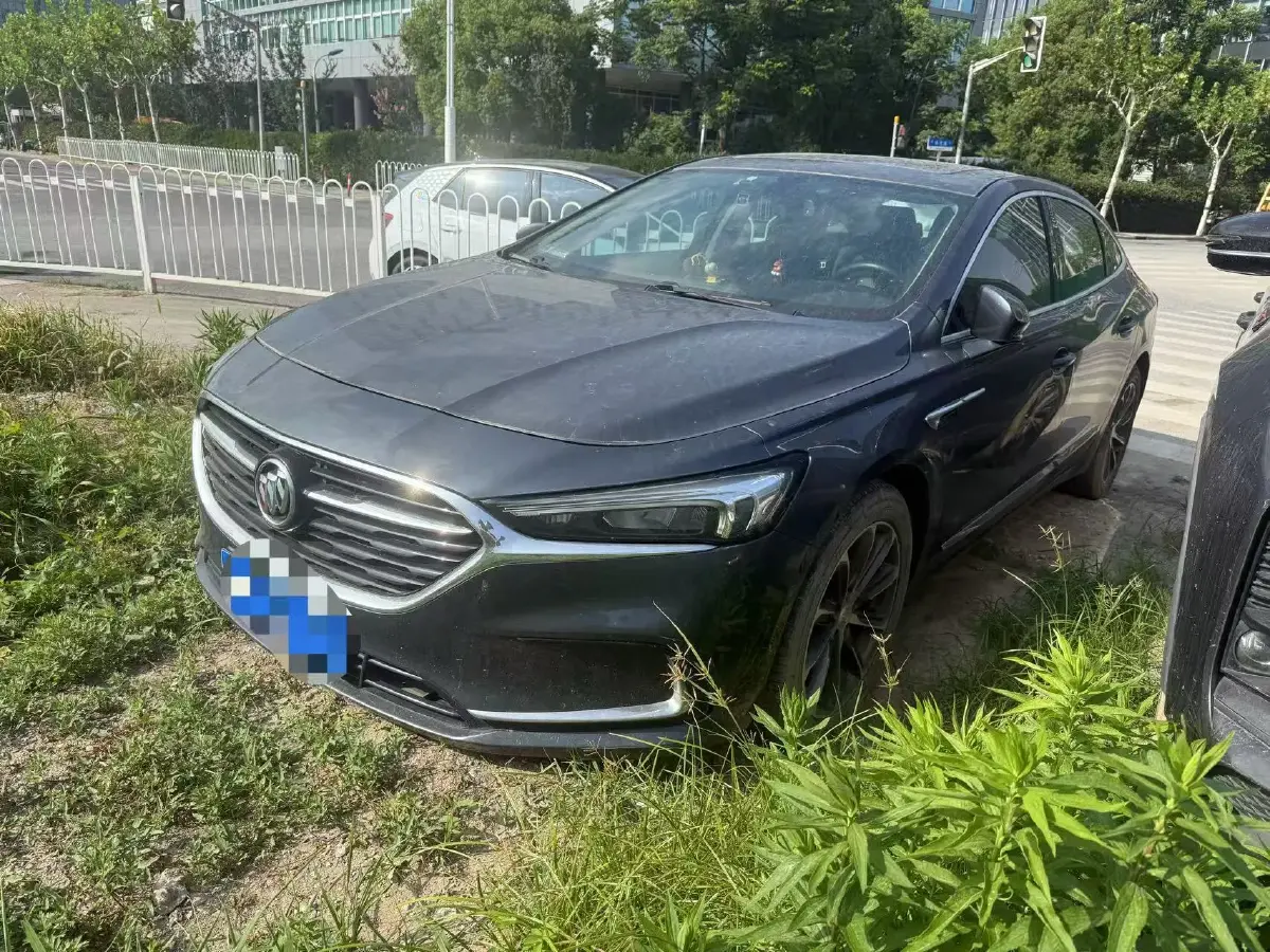 2020 Buick Larcosse 2.0T 237HP L4 9AT