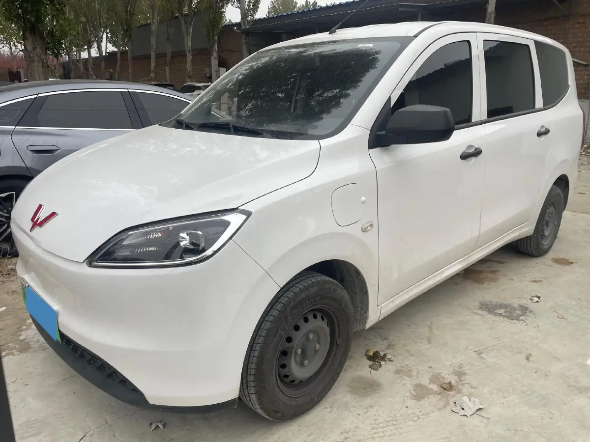 2024 WuLing HongGuang New Energy BEV 32.6KWH