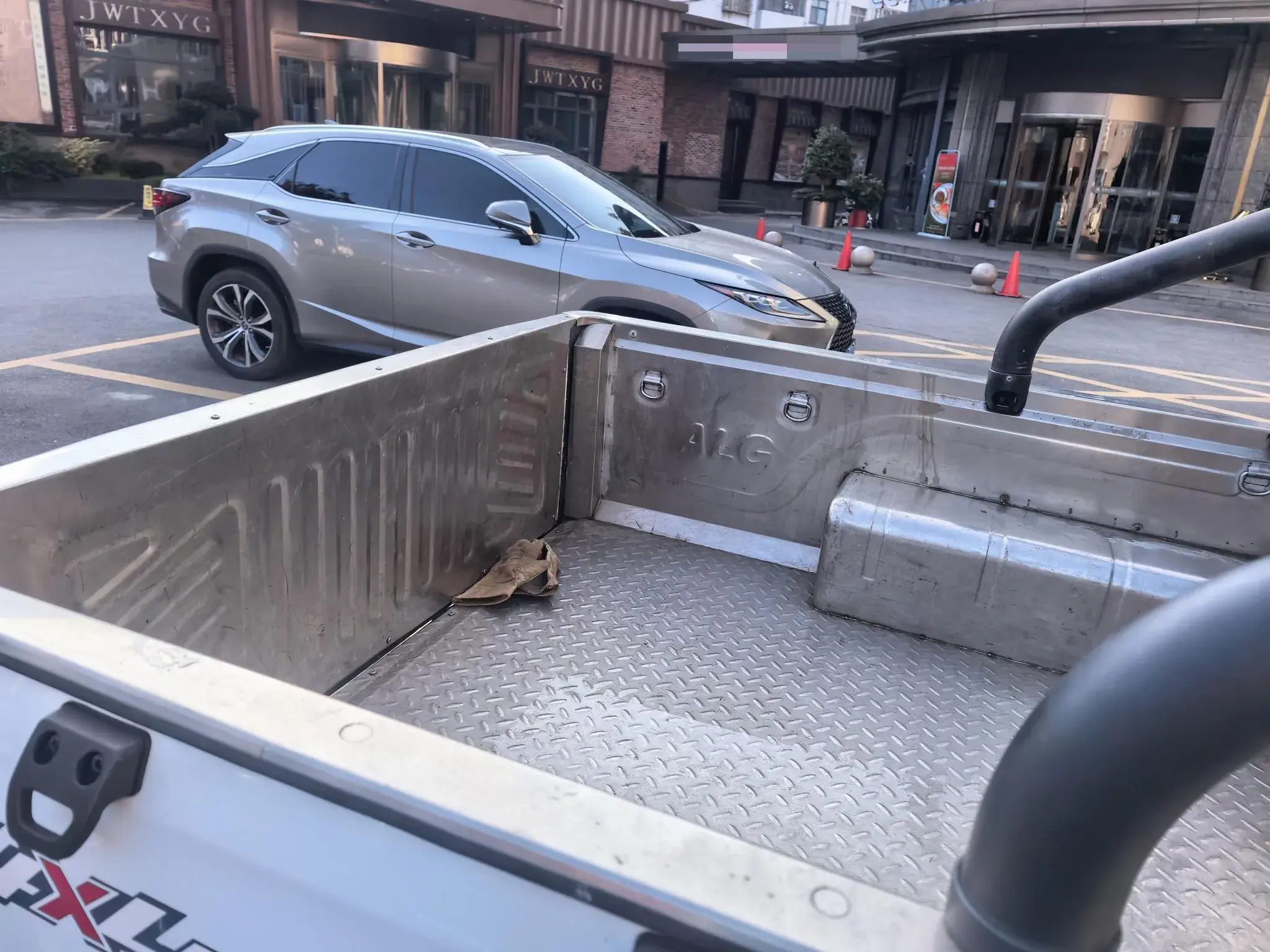 2020 ISUZU LINGTUO thumbnail 3