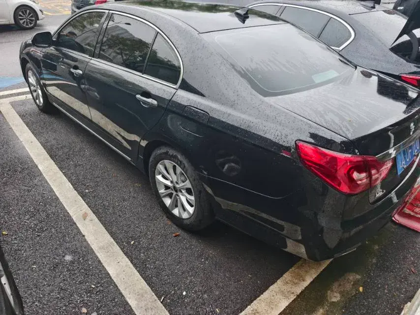 2017 HONGQI H7 thumbnail 4