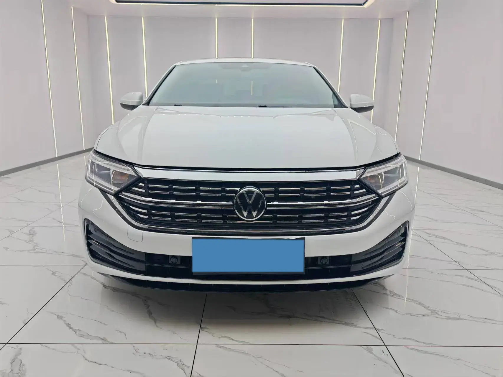 2023 VOLKSWAGEN SAGITAR thumbnail 3