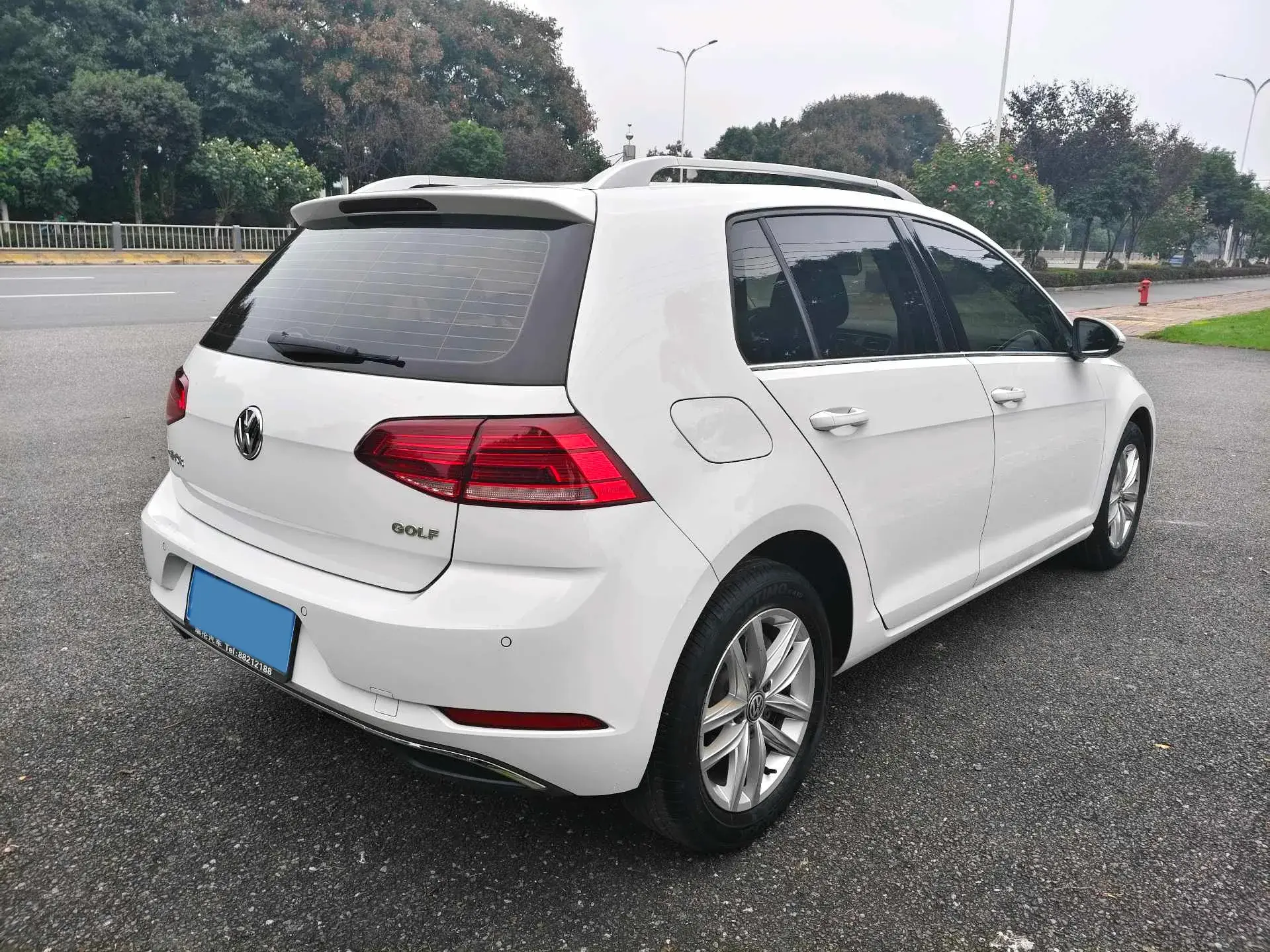 2018 VOLKSWAGEN GOLF thumbnail 4