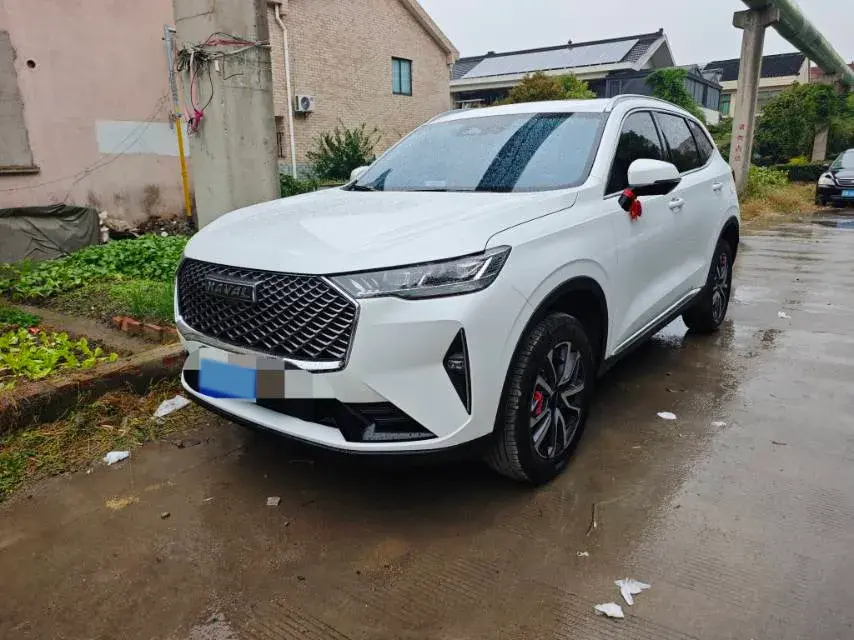 2024 HAVAL H6 view 1