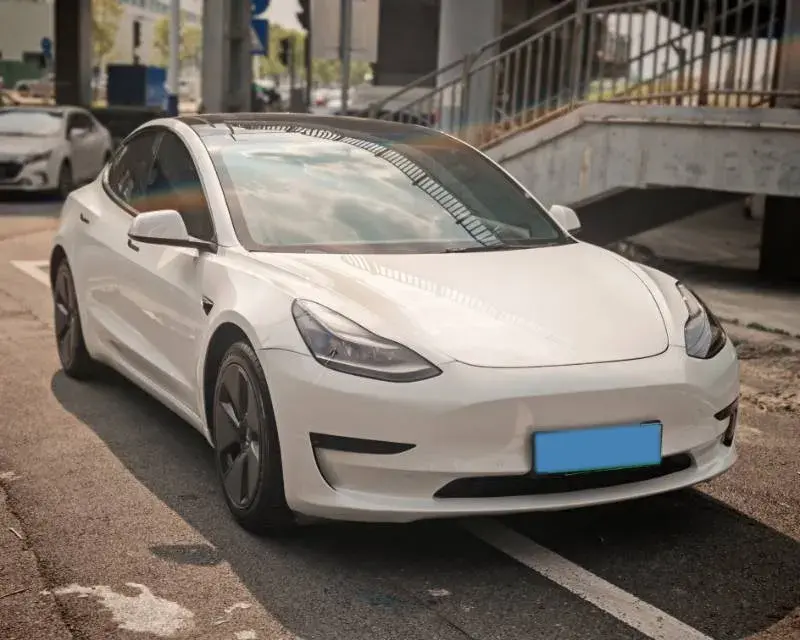 2021 TESLA MODEL thumbnail 2