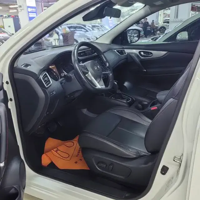 2021 NISSAN QASHQAI thumbnail 4