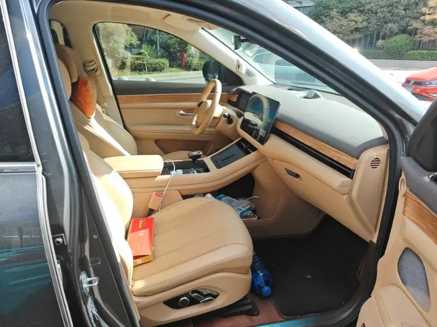 2024 AITO AITO thumbnail 4