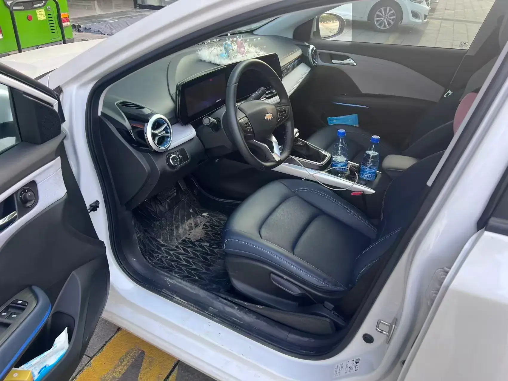 2023 CHEVROLET MONZA thumbnail 3