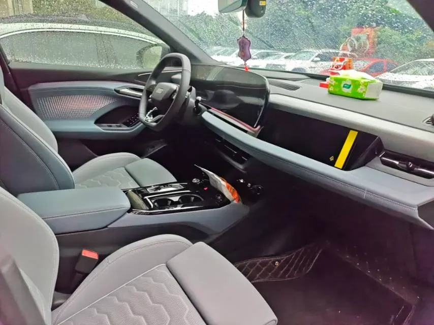 2026 Audi Q6L Sportback e-tron BEV,autocango,china used car exporter,china ev exporter,chinese used car exporter,chinese used ev exporter