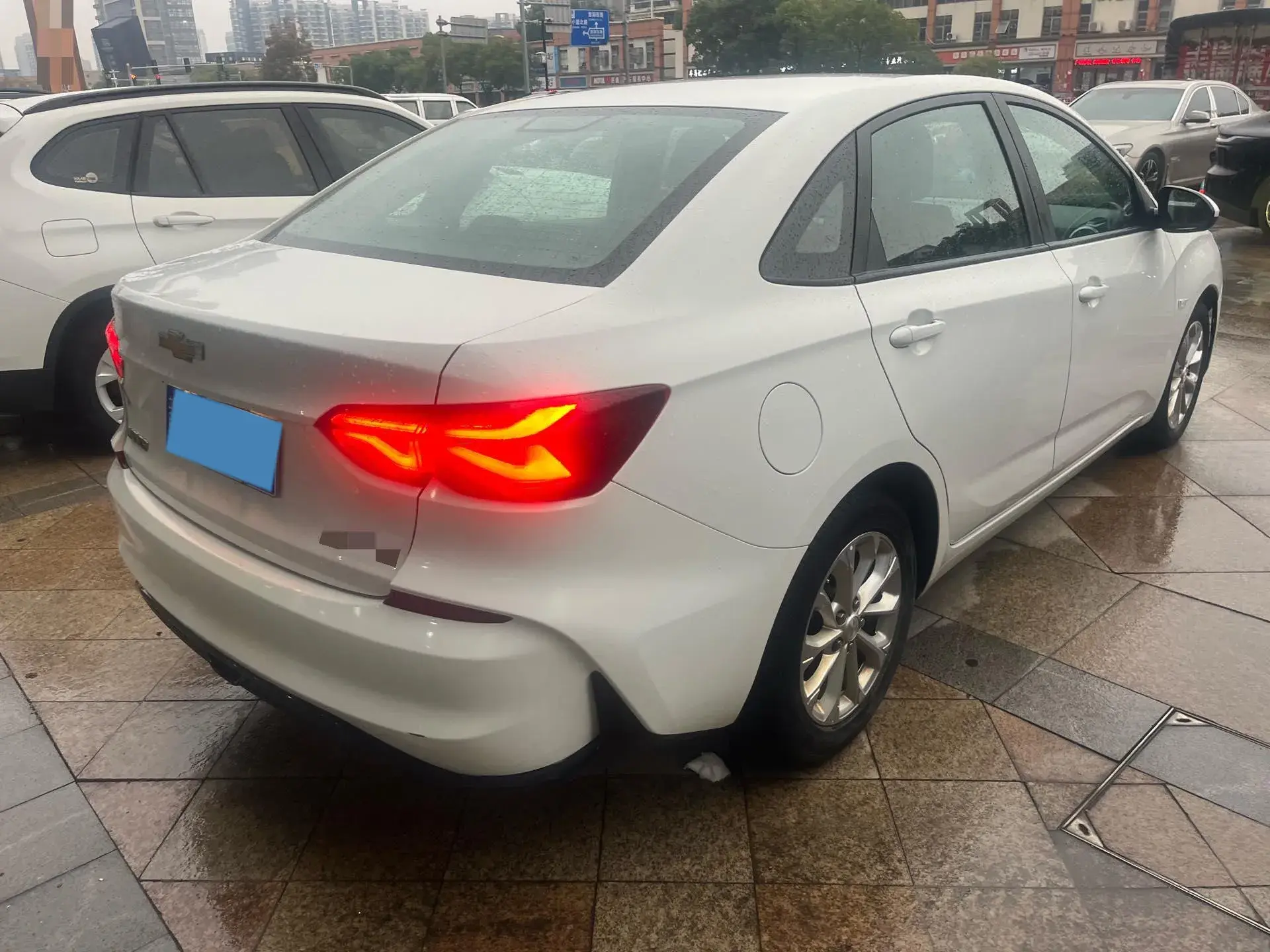 2023 CHEVROLET MONZA thumbnail 4