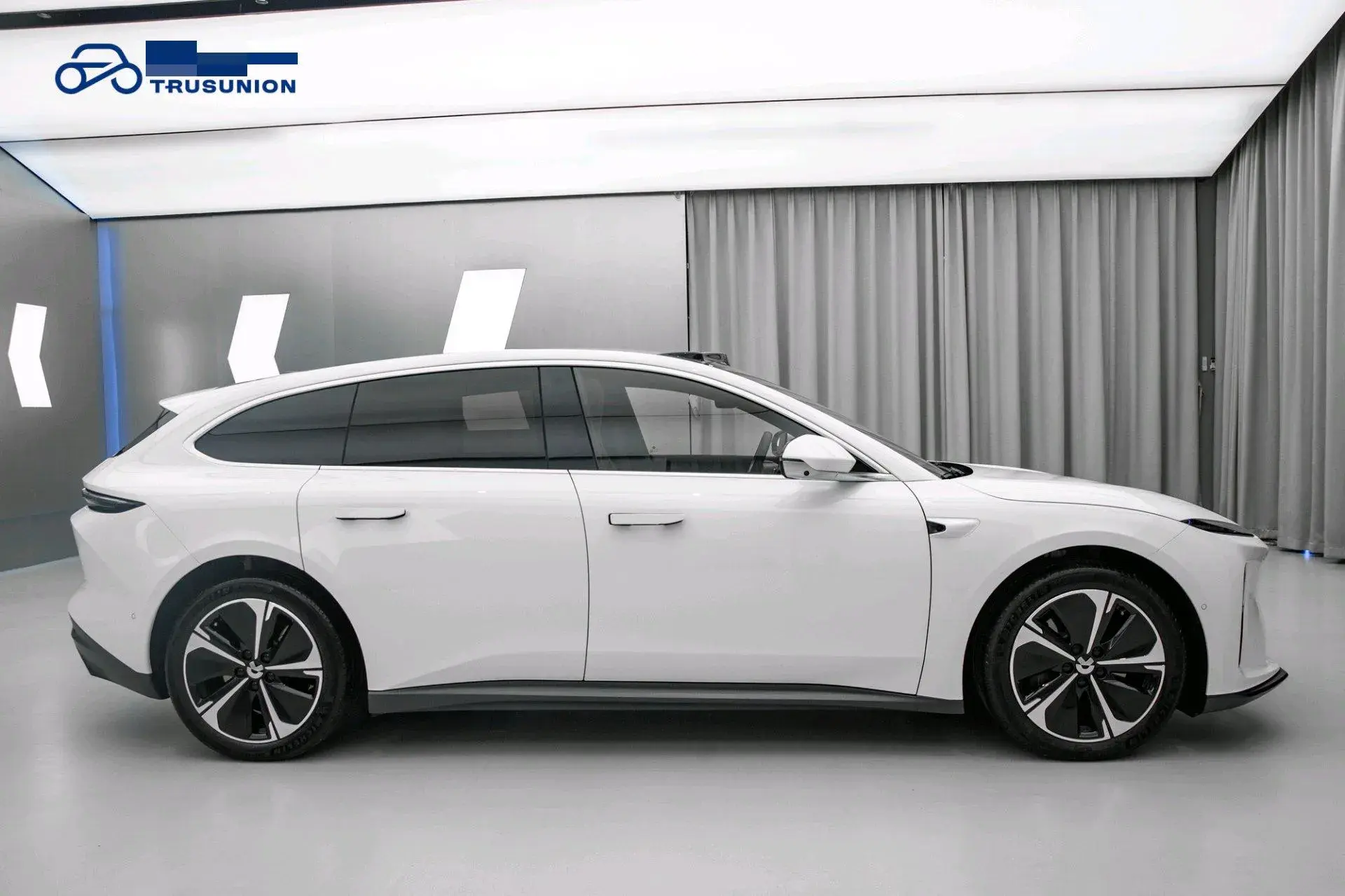 2024 NIO ET5T thumbnail 2