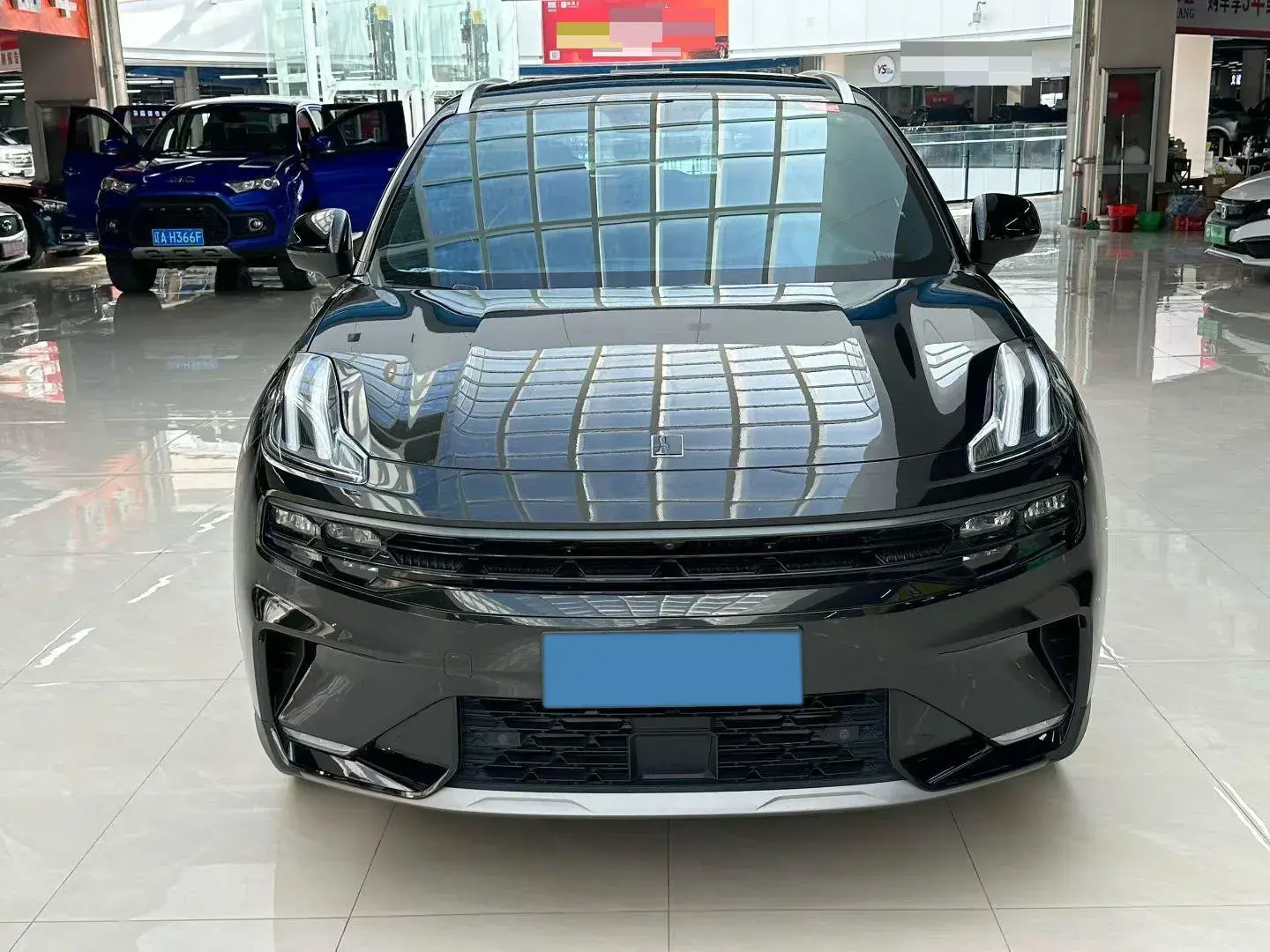 2023 LYNK&CO 06 thumbnail 2