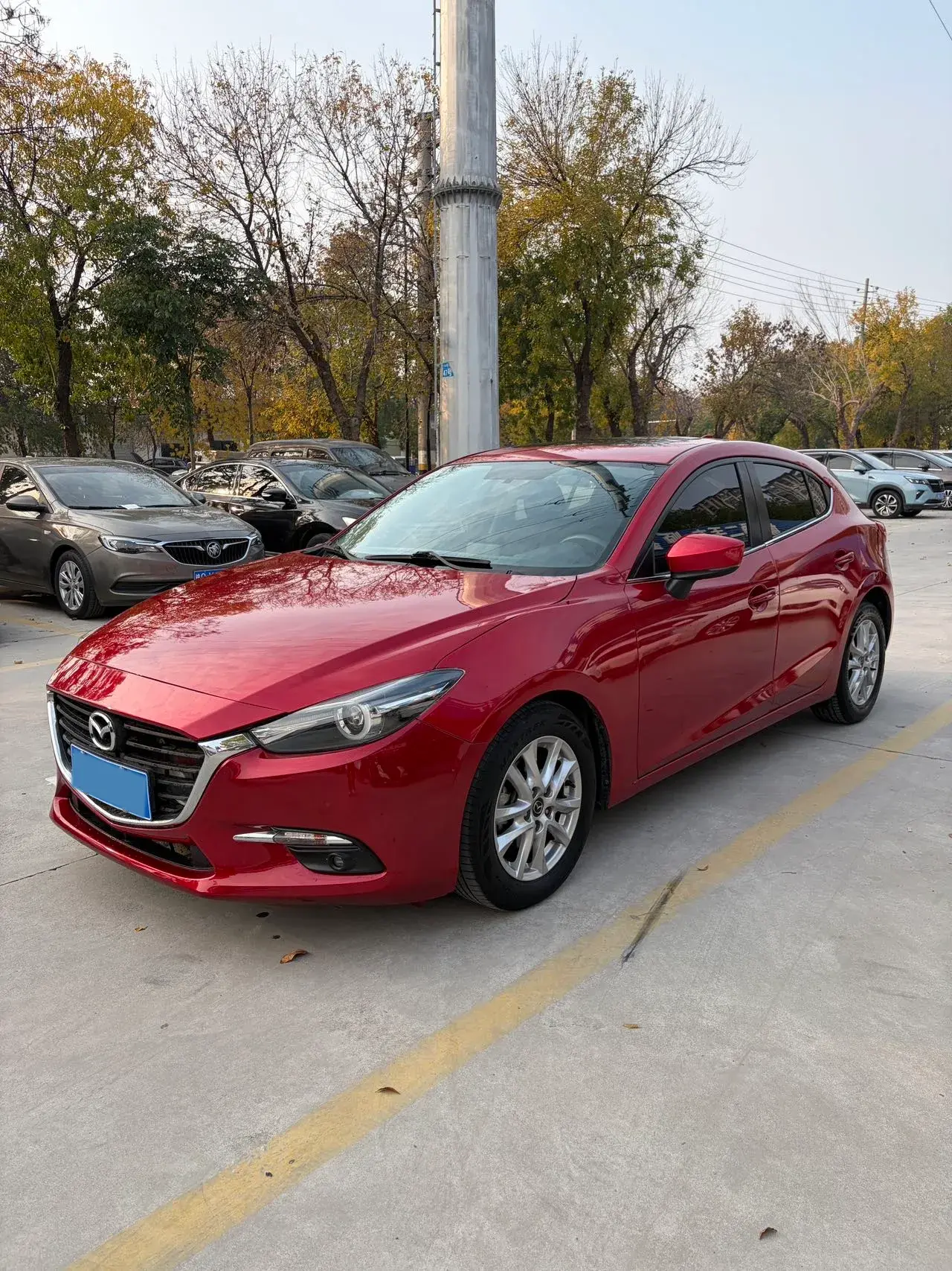 2019 MAZDA 3 view 1