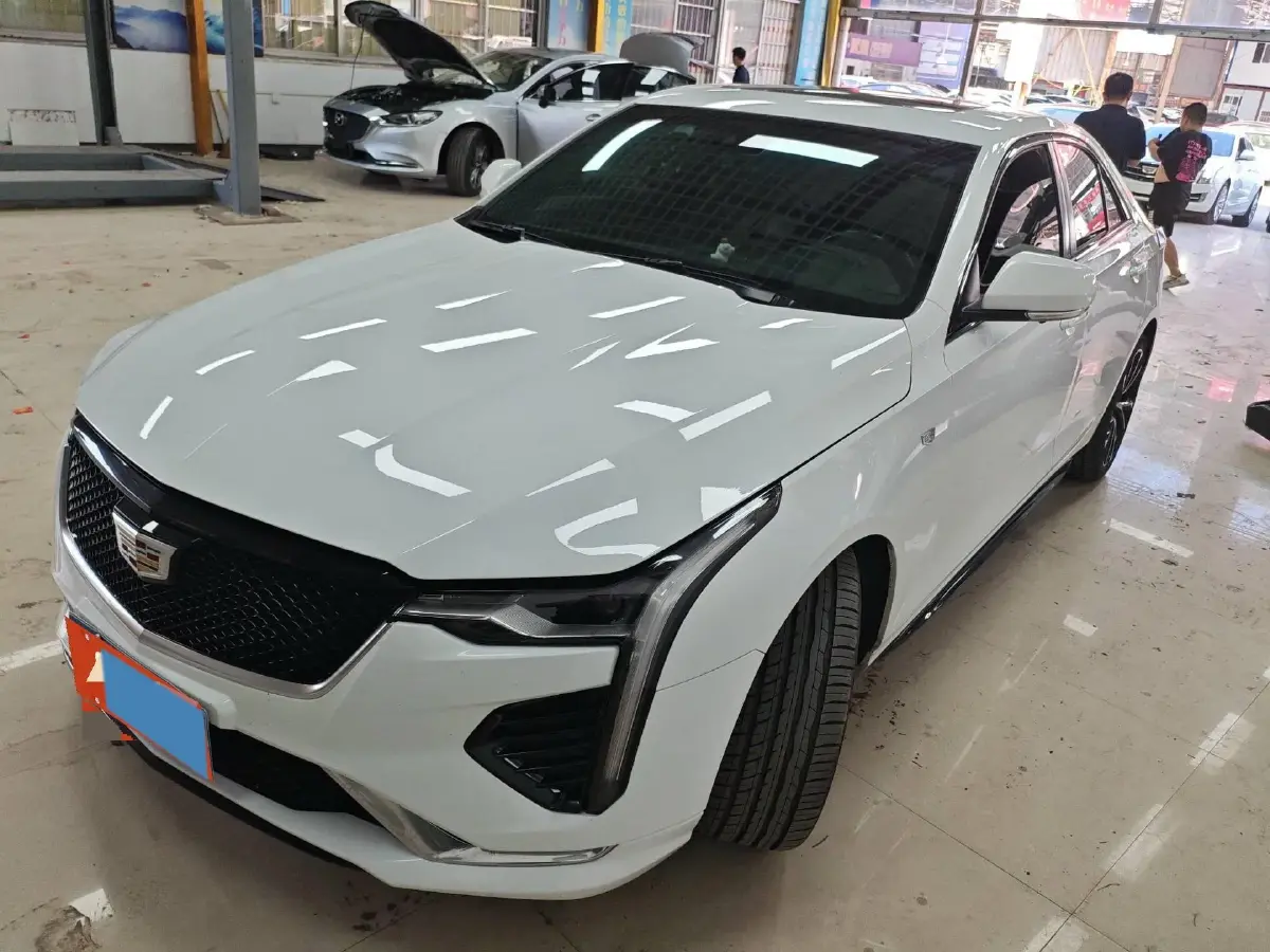 2022 Cadillac CT4 2.0T 237HP L4 8AT