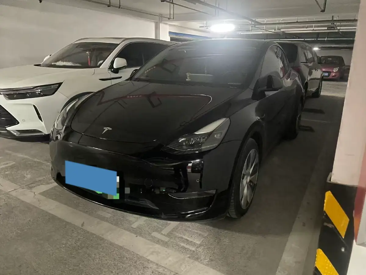 2021 Tesla Model Y BEV 60KWH