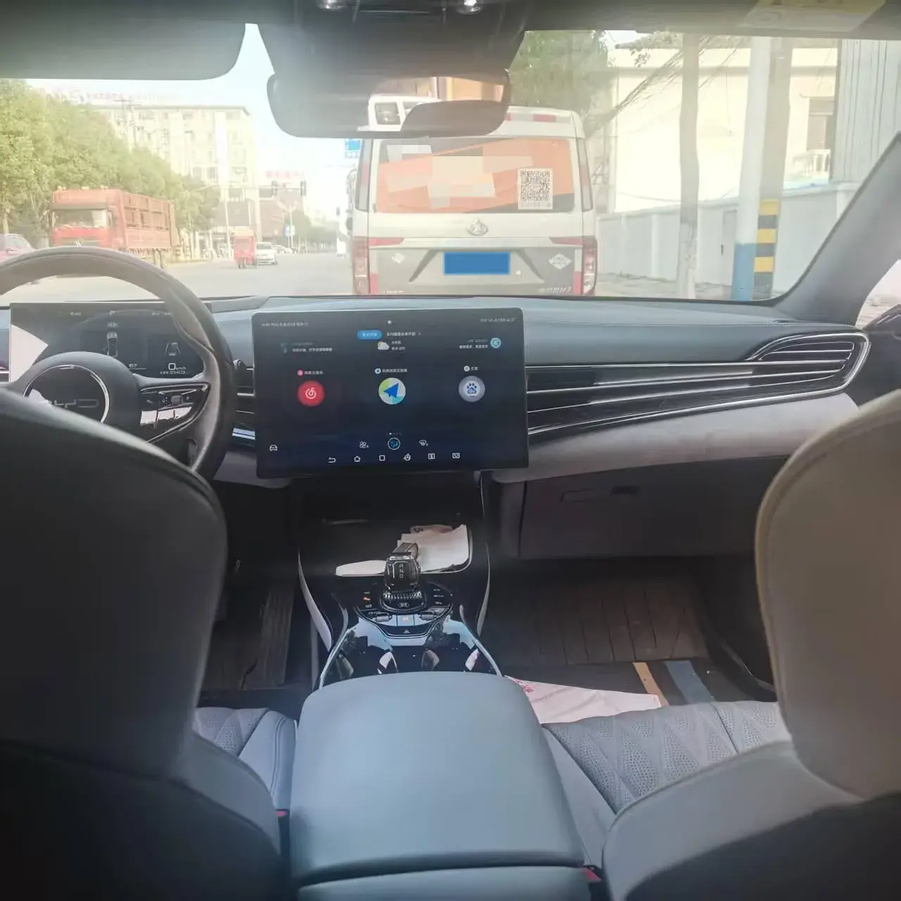 2022 BYD SEAL thumbnail 3