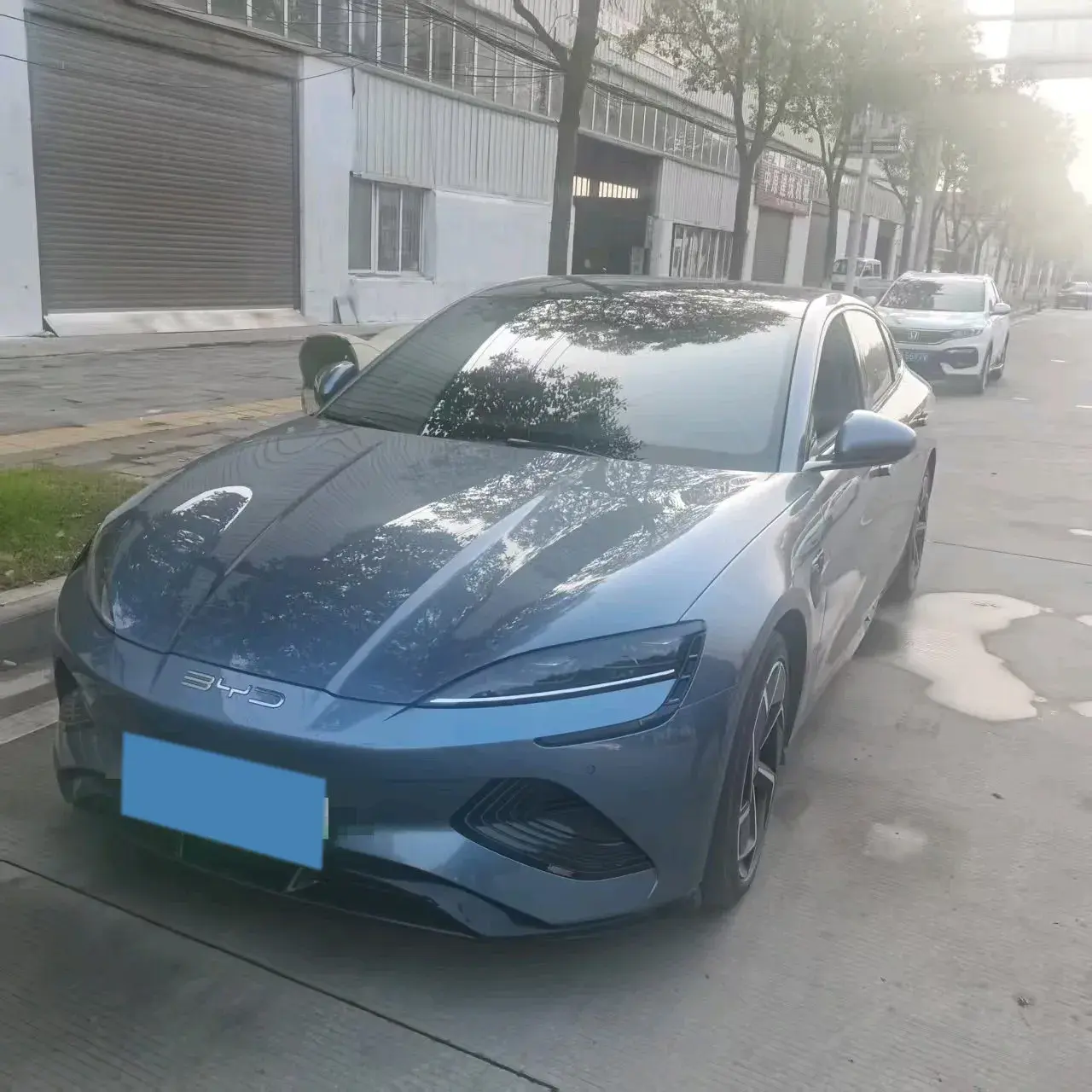 2022 BYD SEAL view 1