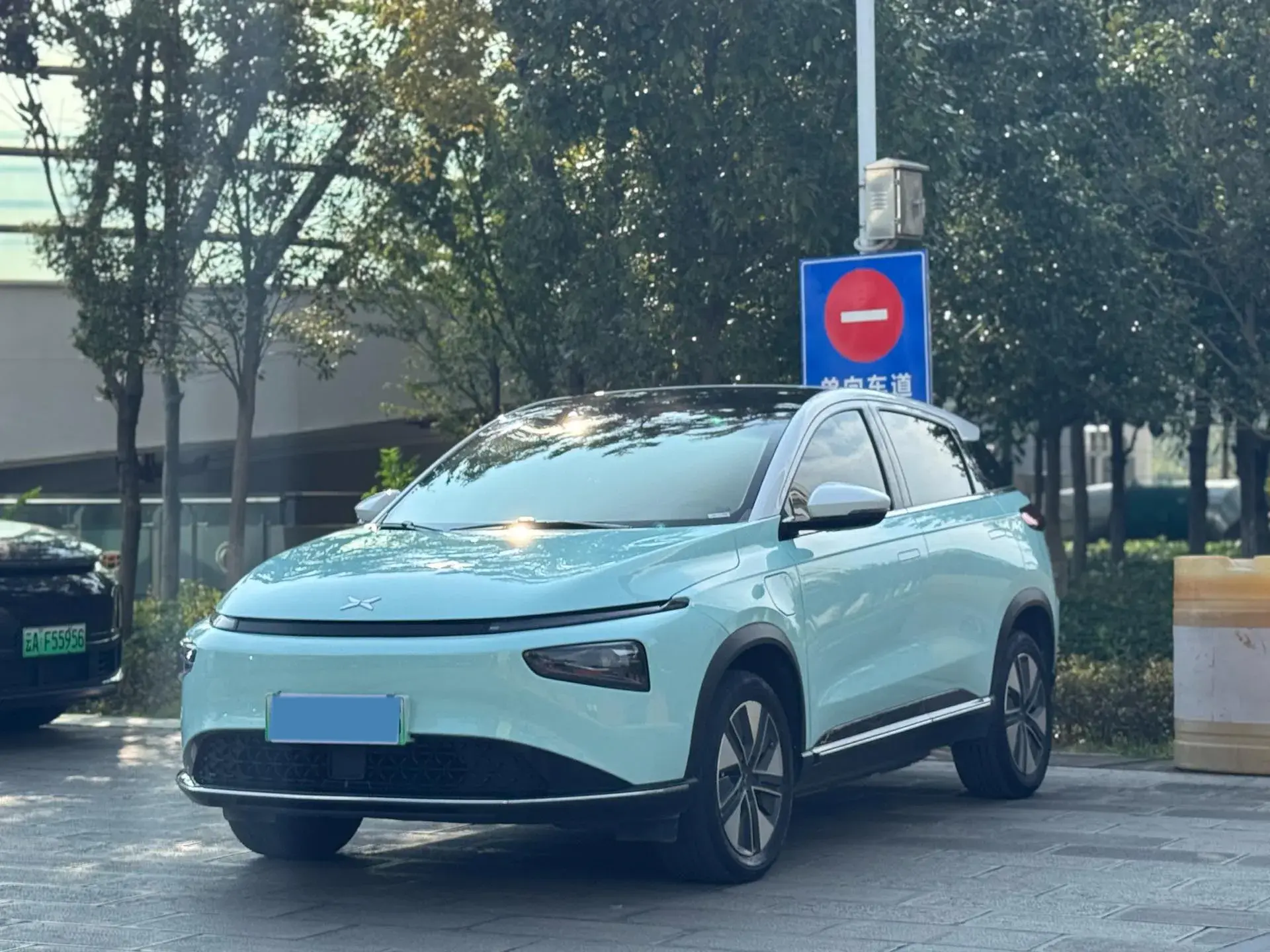 2022 XPENG G3 view 1