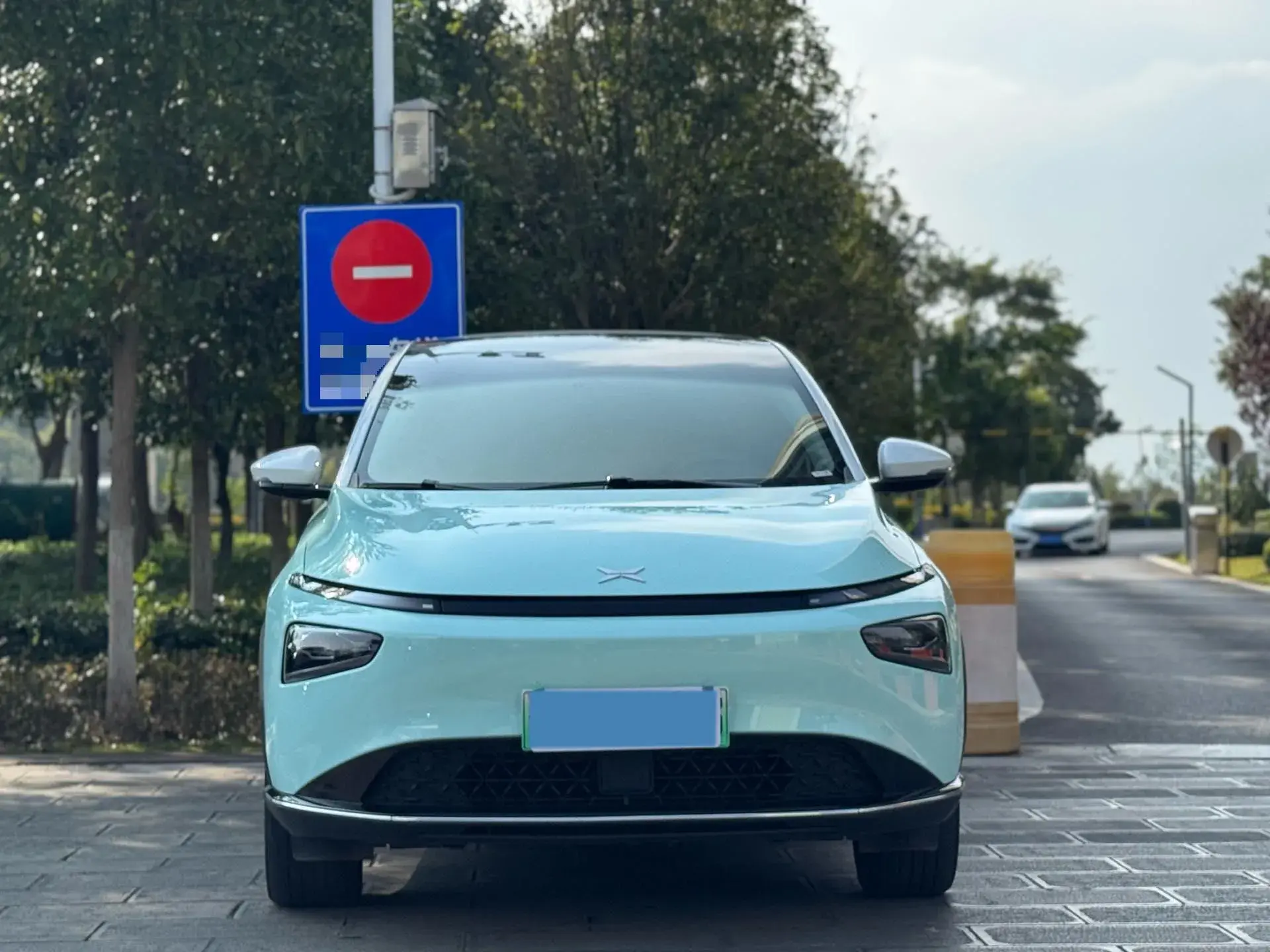 2022 XPENG G3 thumbnail 2