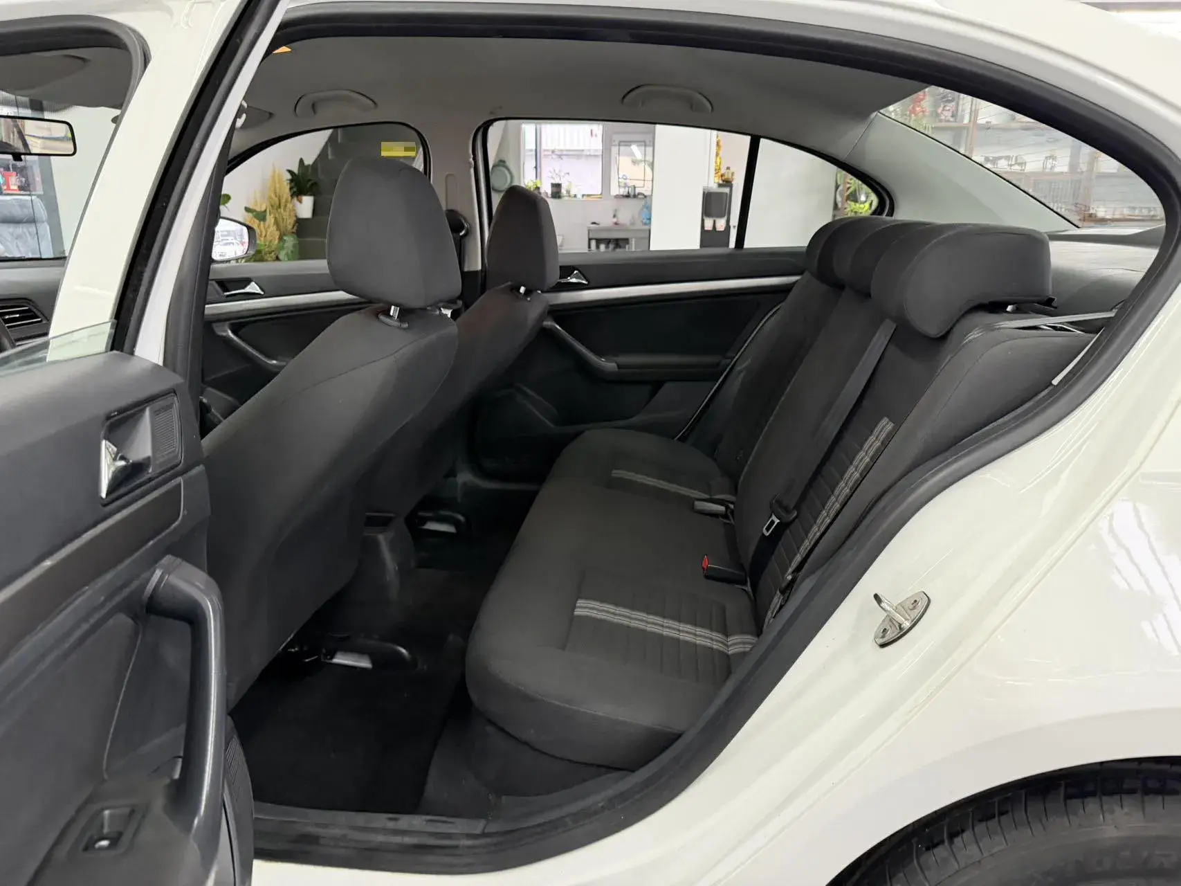 2019 VOLKSWAGEN LAVIDA thumbnail 4