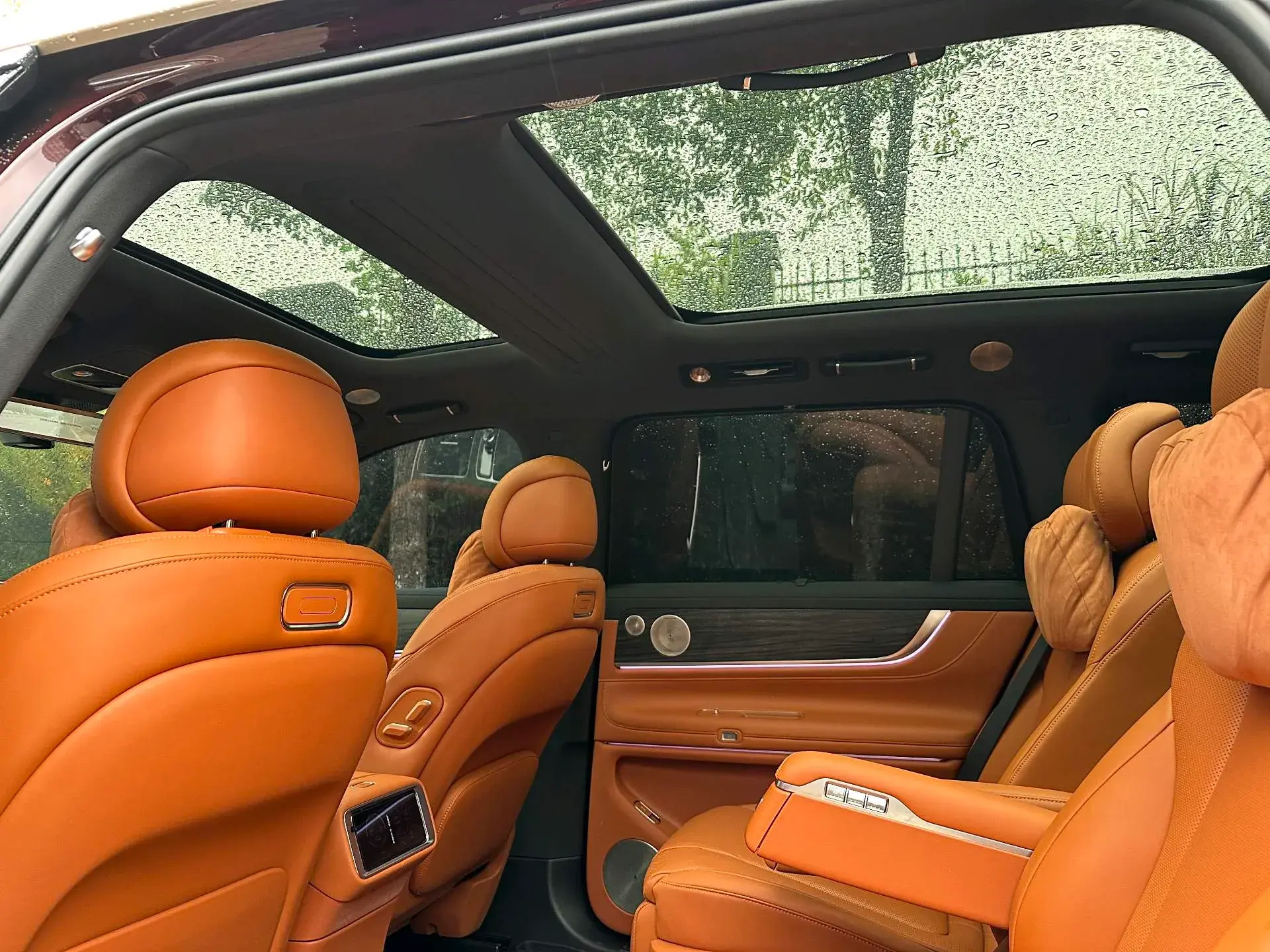 2025 AITO AITO thumbnail 4