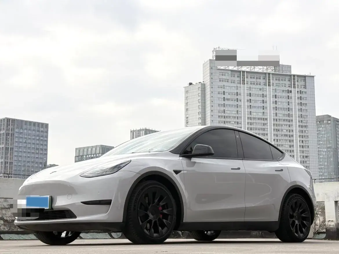 2022 Tesla Model Y BEV 60KWH