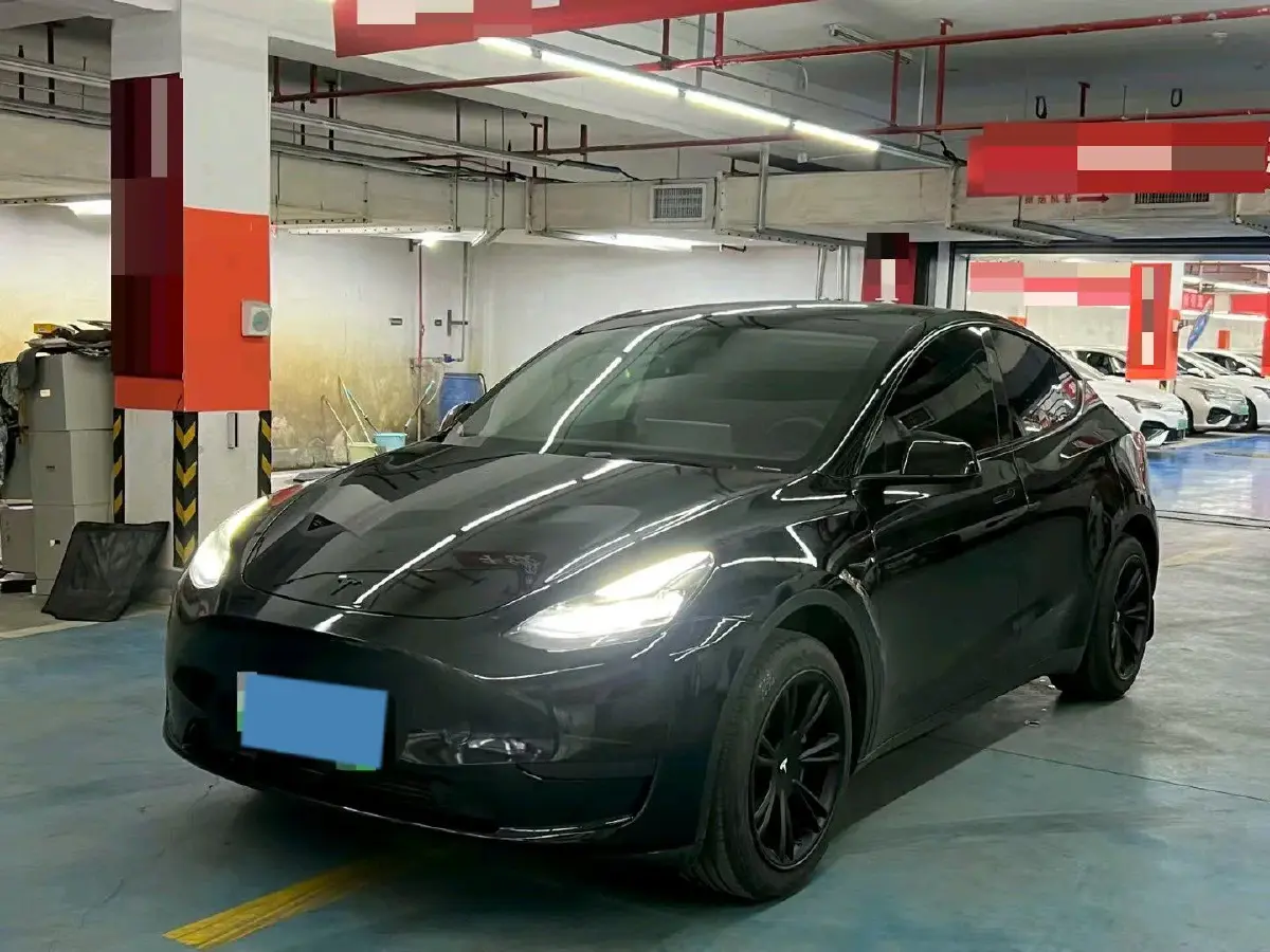 2024 Tesla Model Y BEV 60KWH