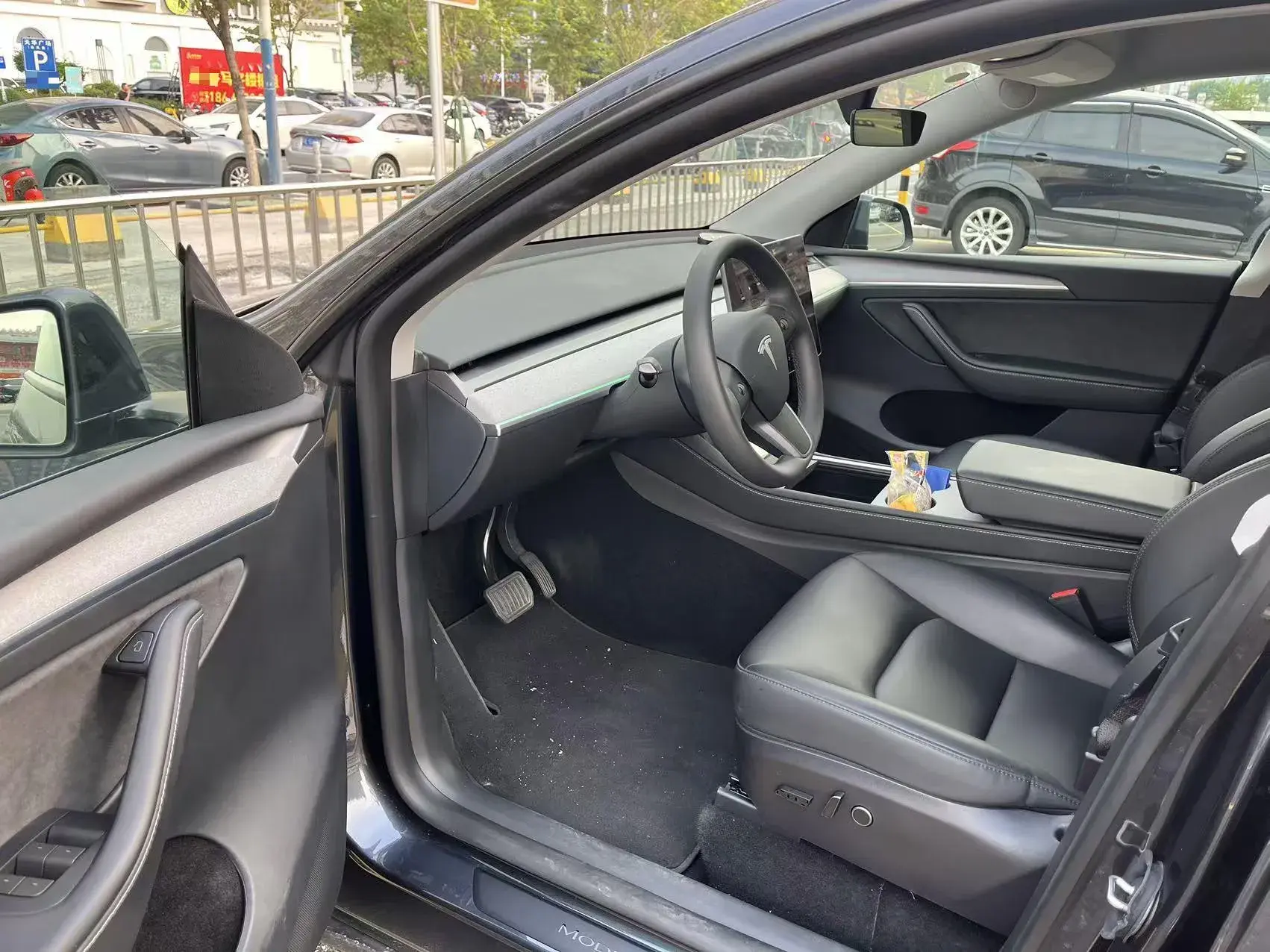 2024 TESLA MODEL thumbnail 3