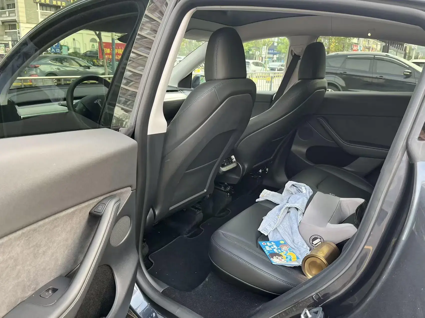 2024 TESLA MODEL thumbnail 4