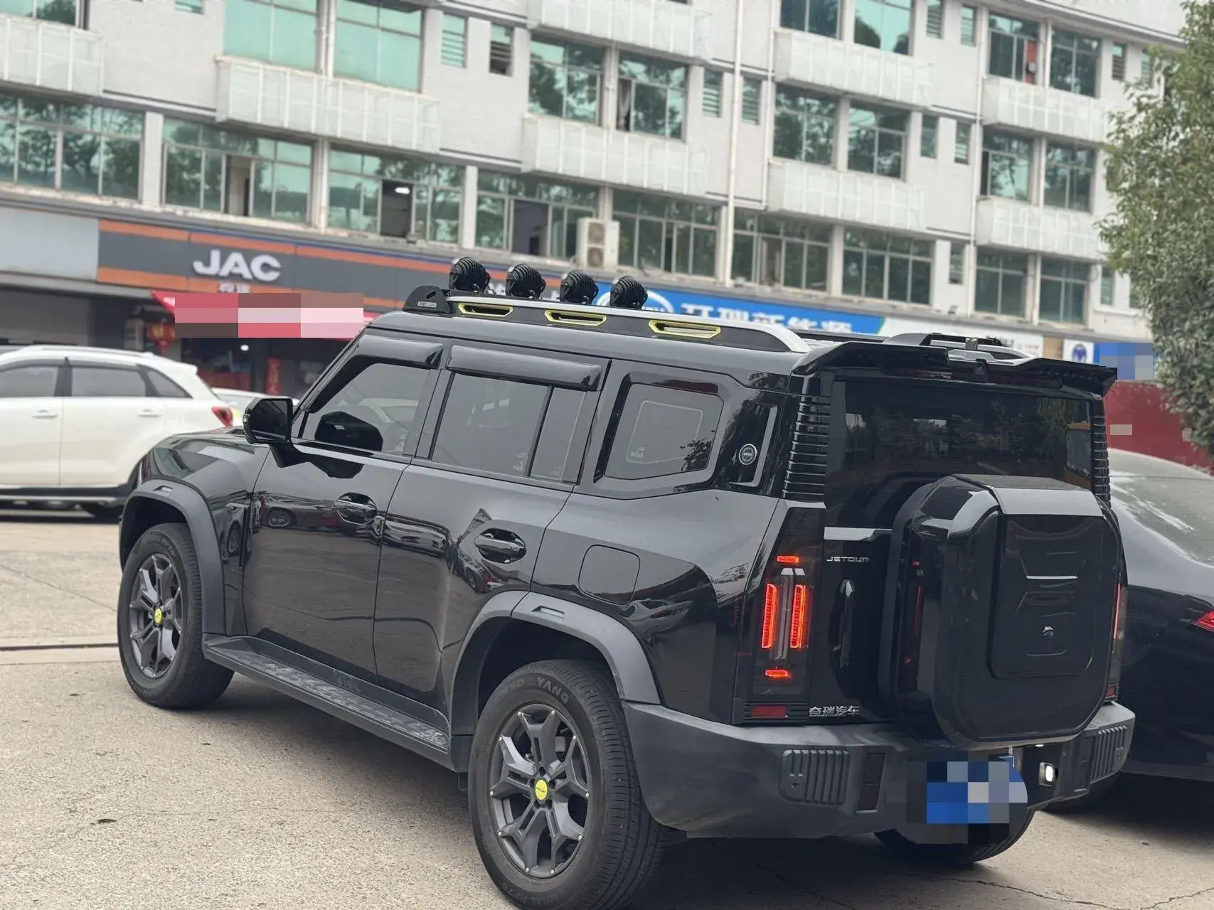 2023 JETOUR TRAVELLER thumbnail 3