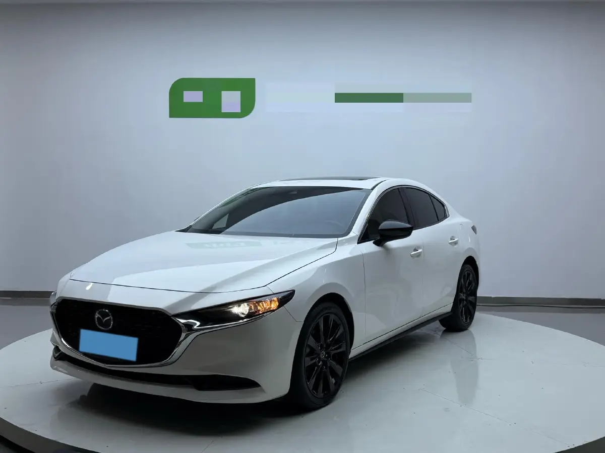 2022 Mazda 3 Axela 2.0L 158HP L4 6AT