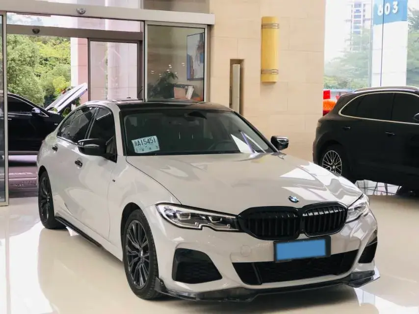 2020 BMW 3 thumbnail 3