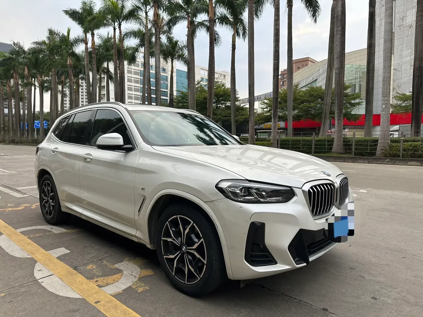 2022 BMW X3 thumbnail 2