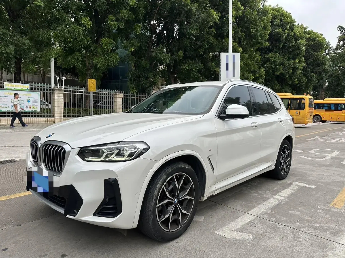 2022 BMW X3 2.0T 184HP L4 8AT