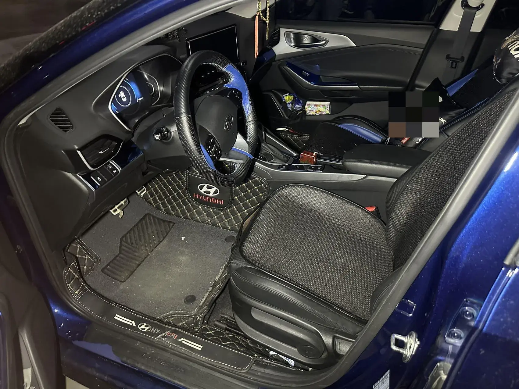 2019 HYUNDAI LA thumbnail 3