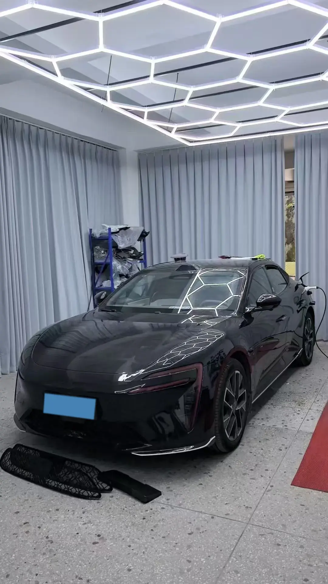 2025 AVATR 06 view 1