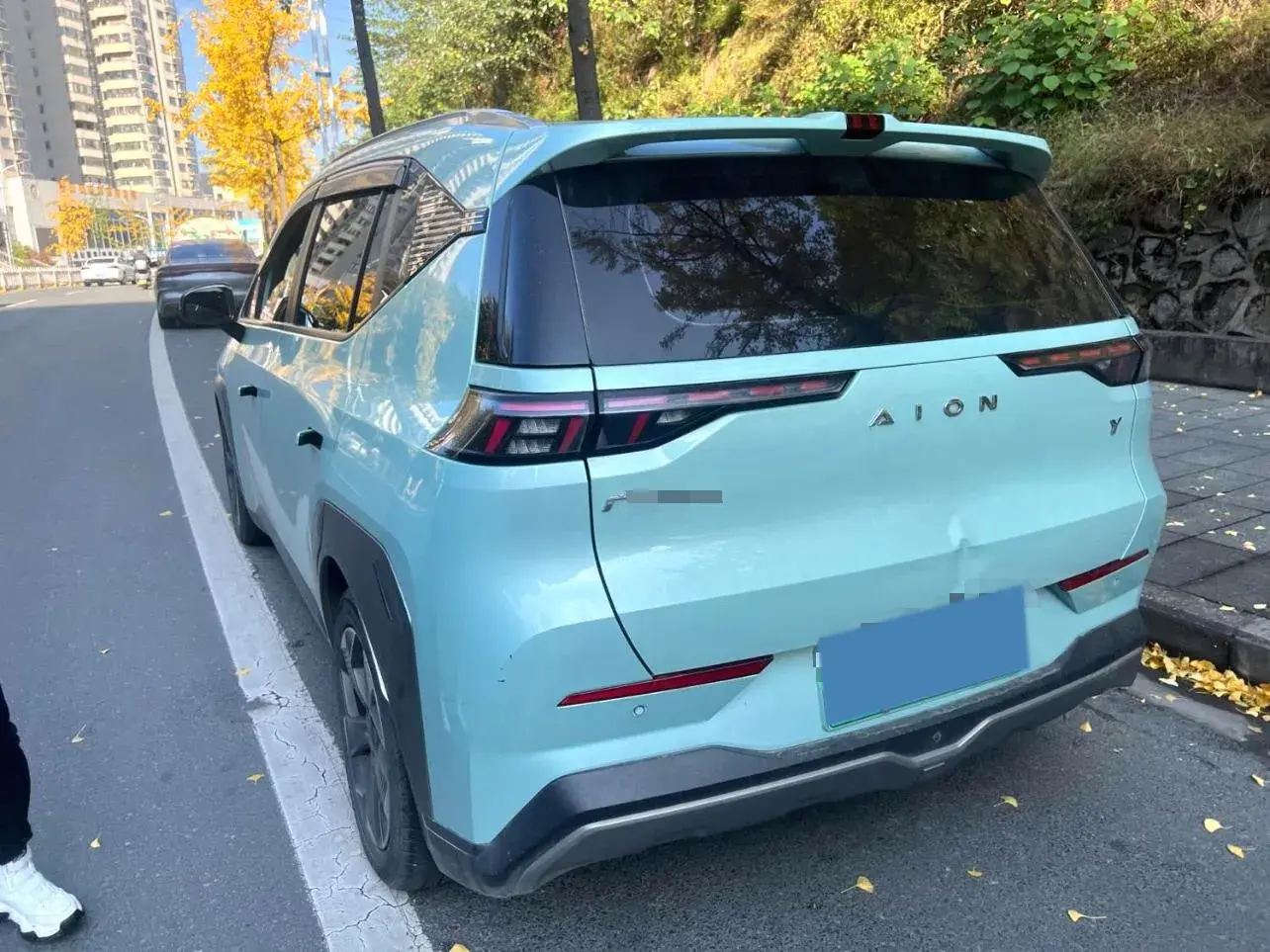 2022 AION Y thumbnail 4