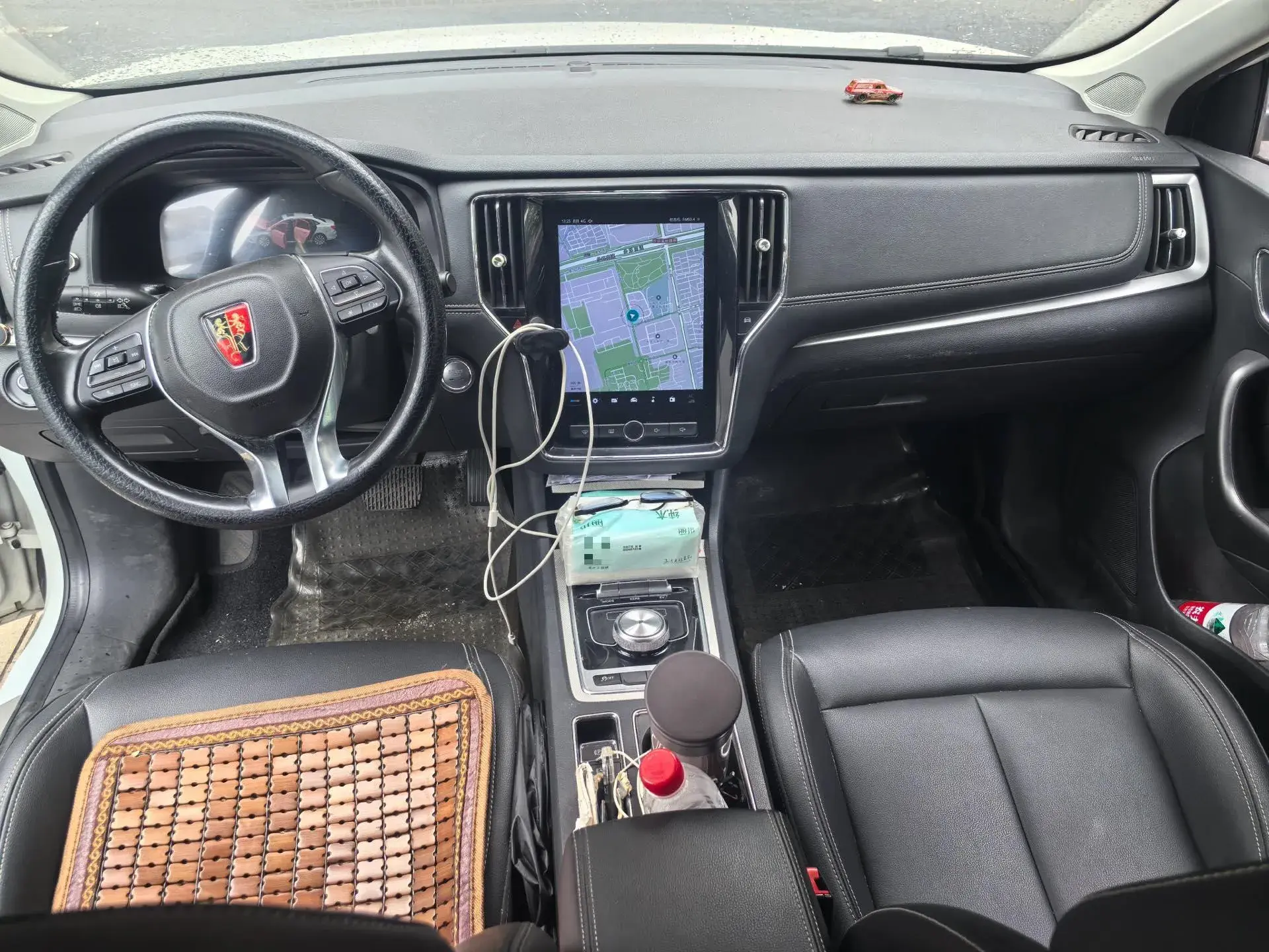 2019 ROEWE I6 thumbnail 2