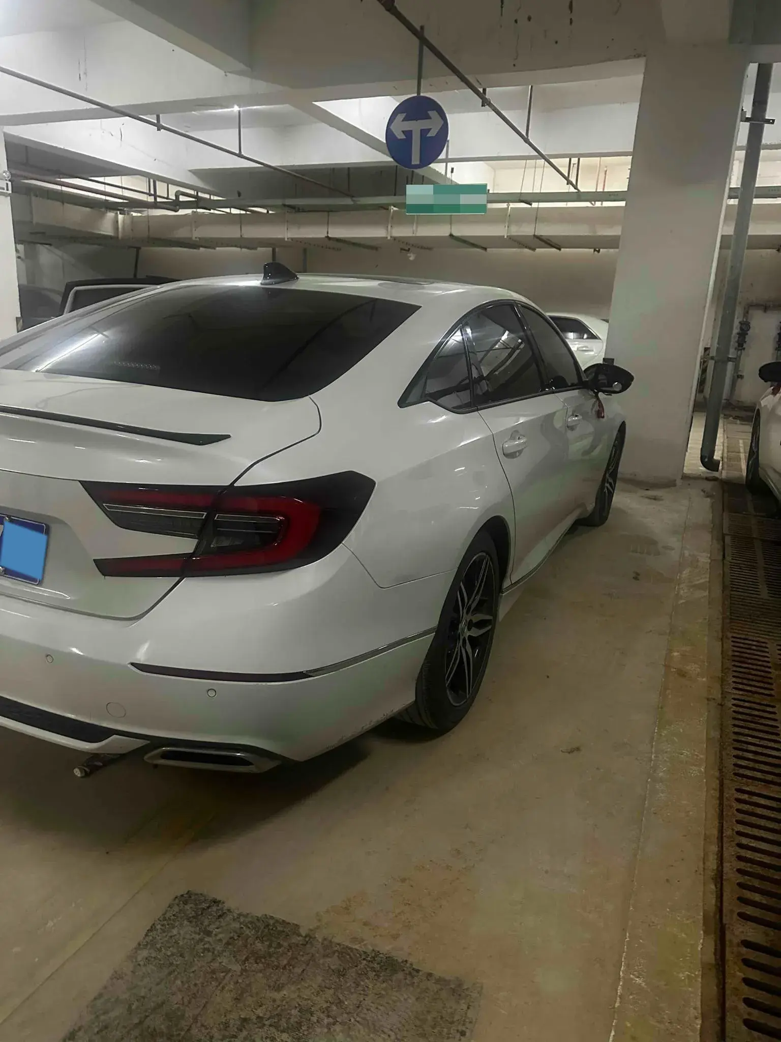 2022 HONDA ACCORD thumbnail 4