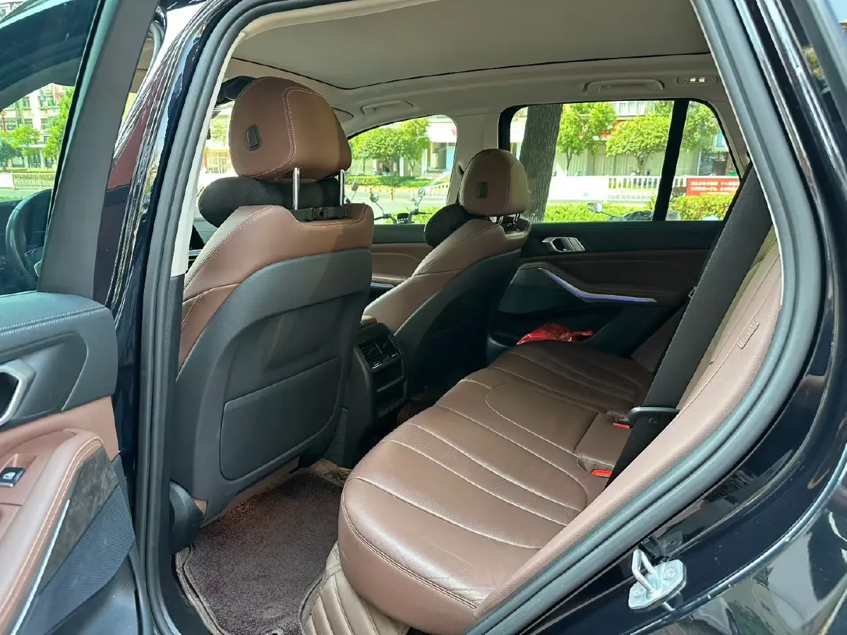 2020 BMW X5 3.0T 340HP L6 8AT,autocango,china used car exporter,china ev exporter,chinese used car exporter,chinese used ev exporter