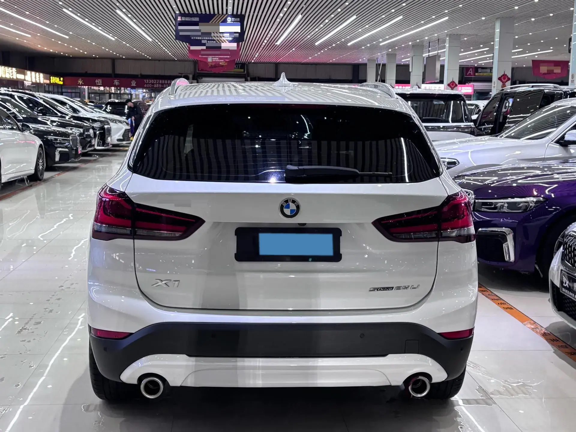 2021 BMW X1 thumbnail 3