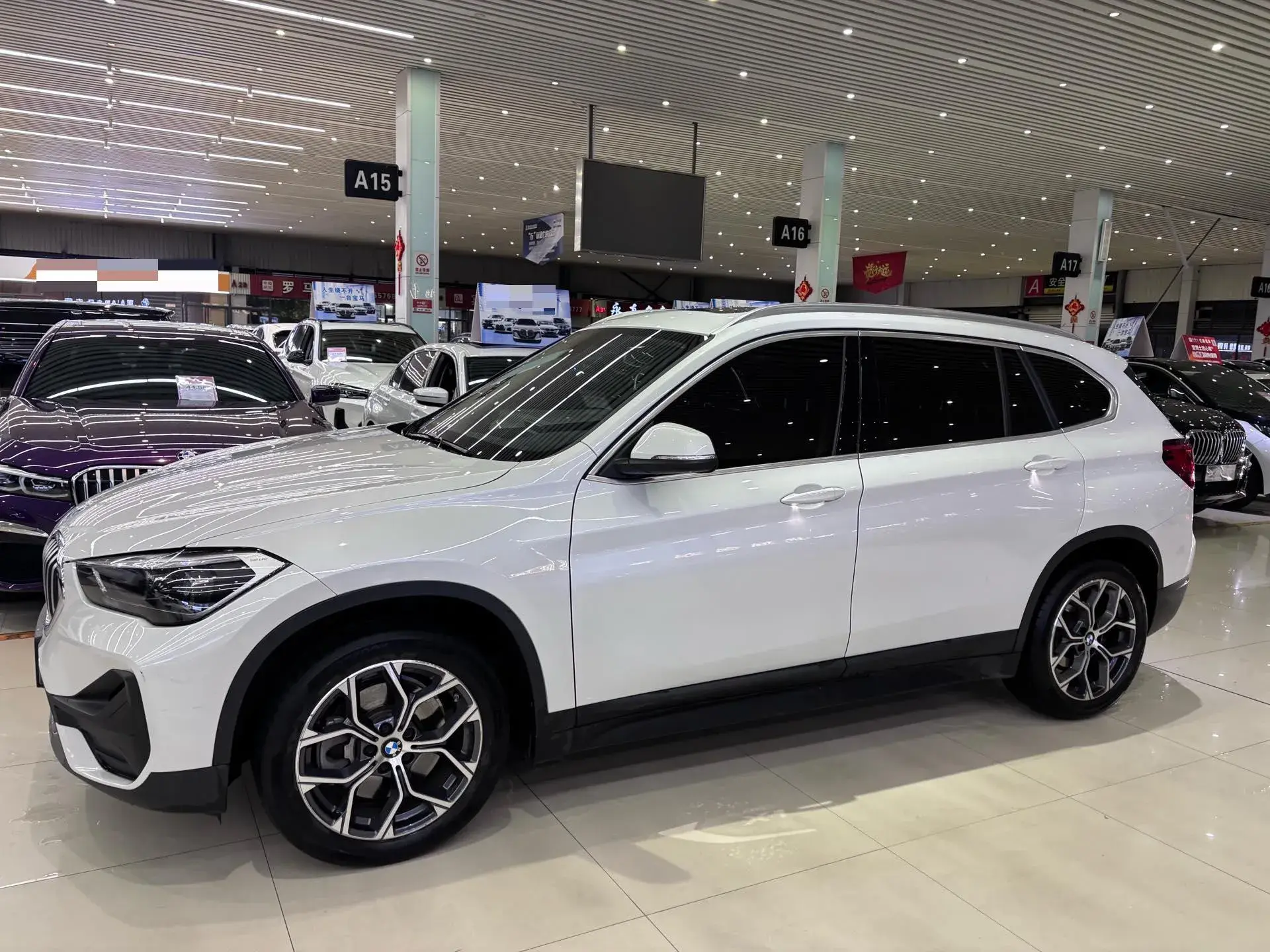 2021 BMW X1 thumbnail 2