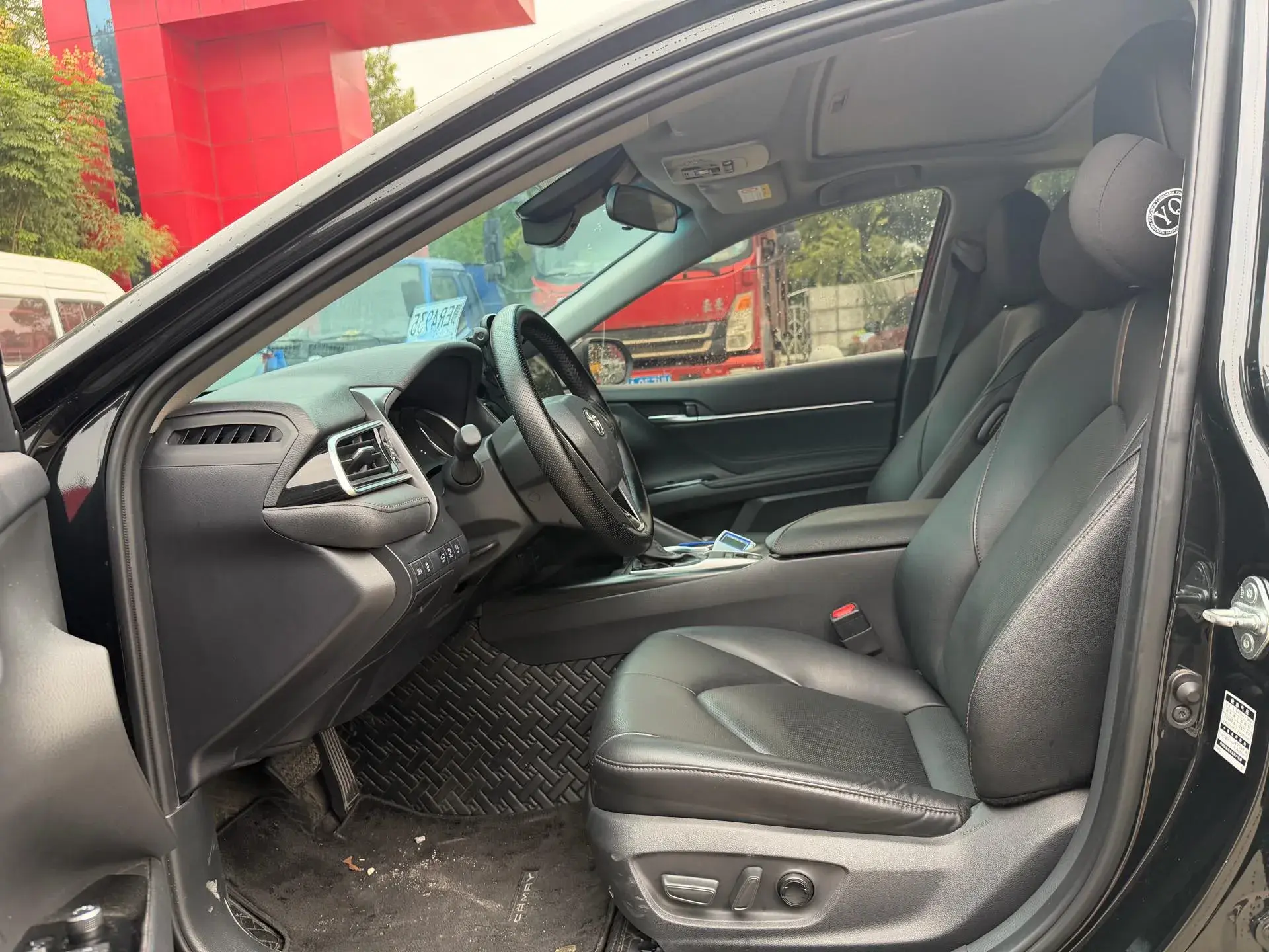 2023 TOYOTA CAMRY thumbnail 4