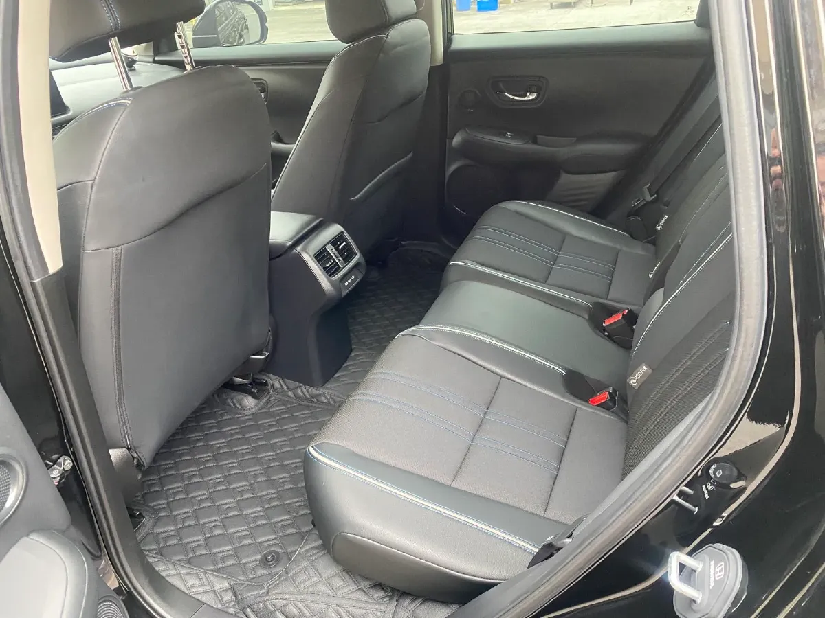 2023 Honda HR-V 1.5T 182HP L4 CVT,autocango,china used car exporter,china ev exporter,chinese used car exporter,chinese used ev exporter